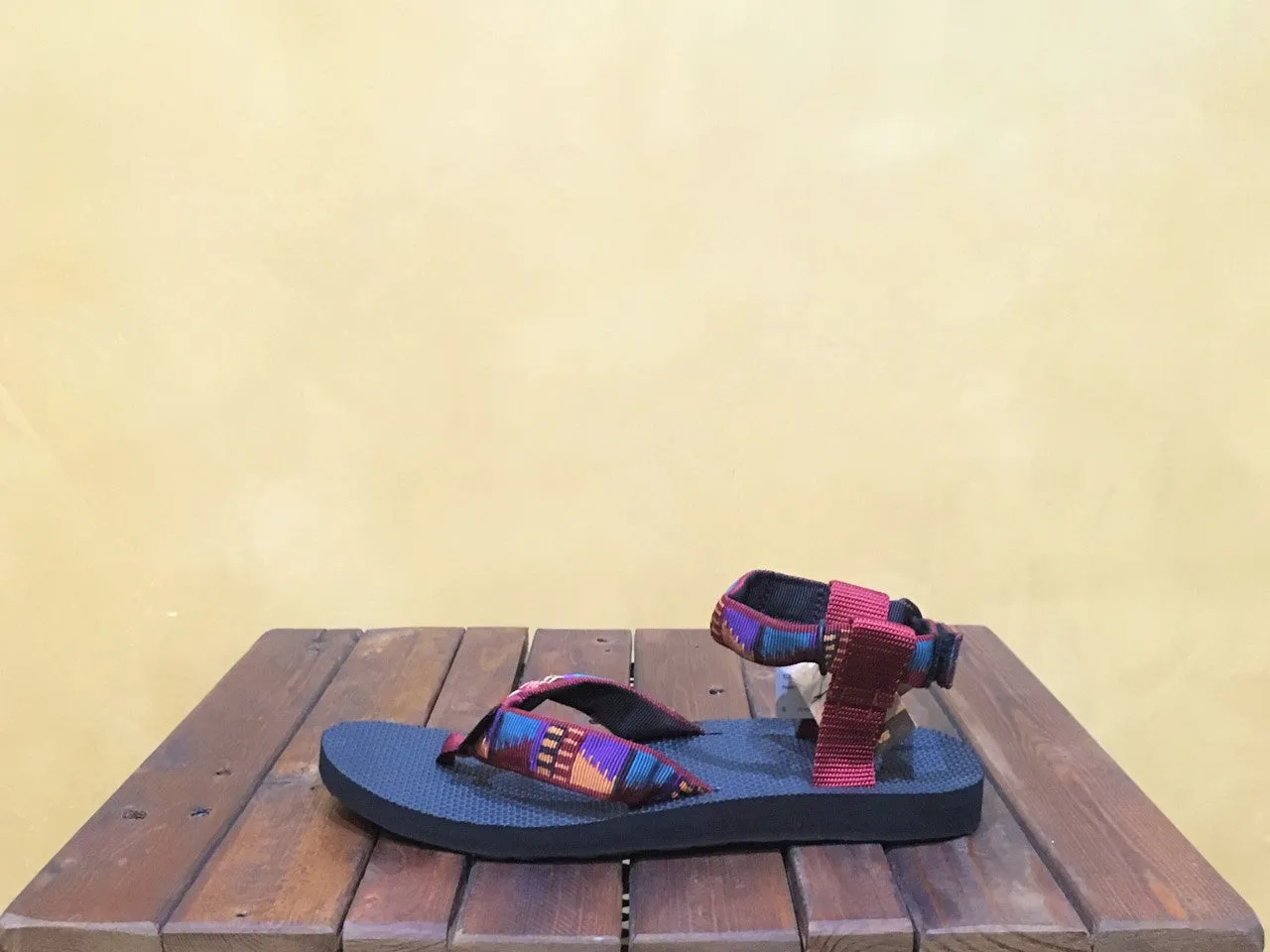 1004004 PRHB Teva Original Outdoor Sandal Peaks Rhubarb