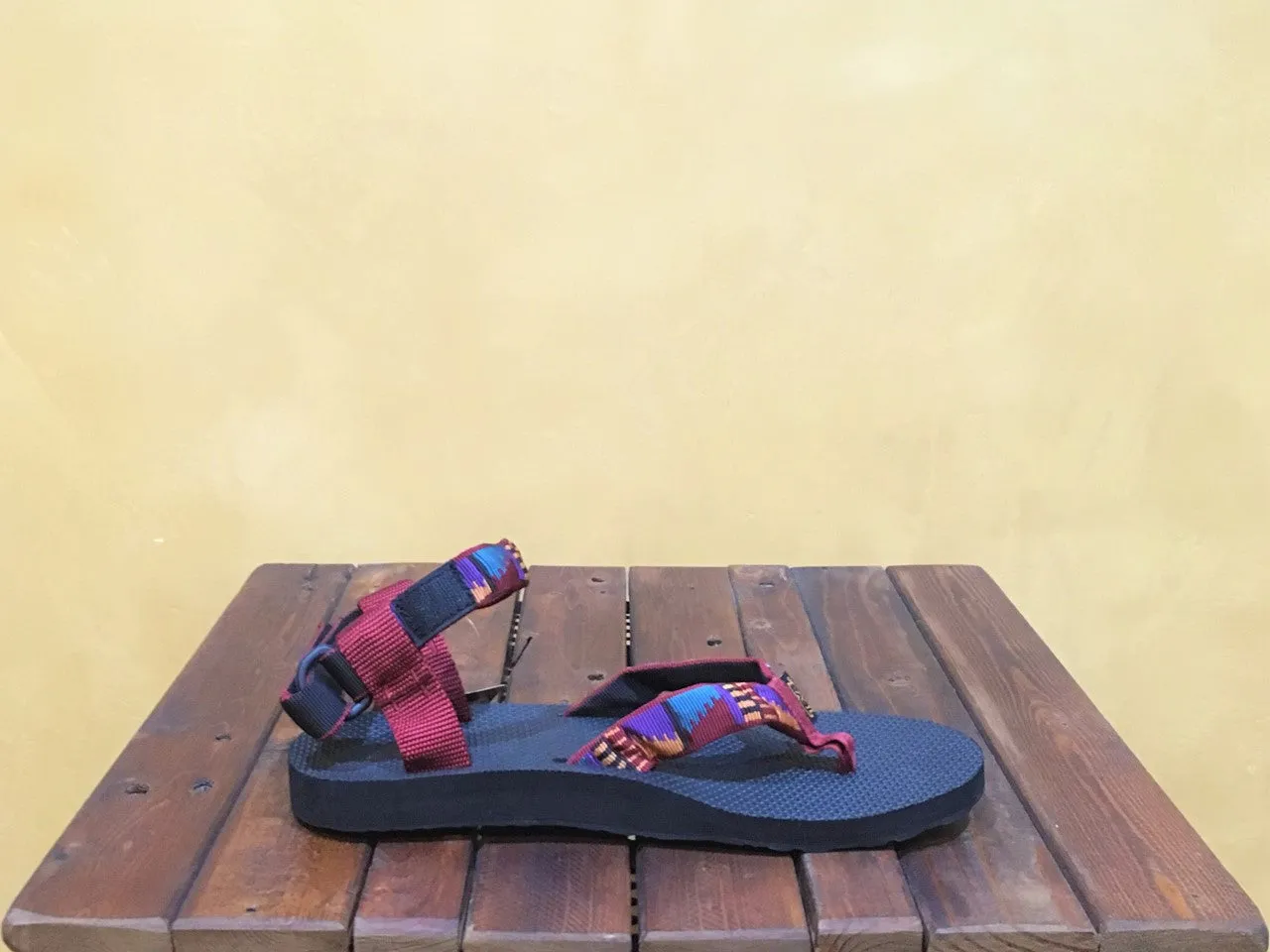 1004004 PRHB Teva Original Outdoor Sandal Peaks Rhubarb