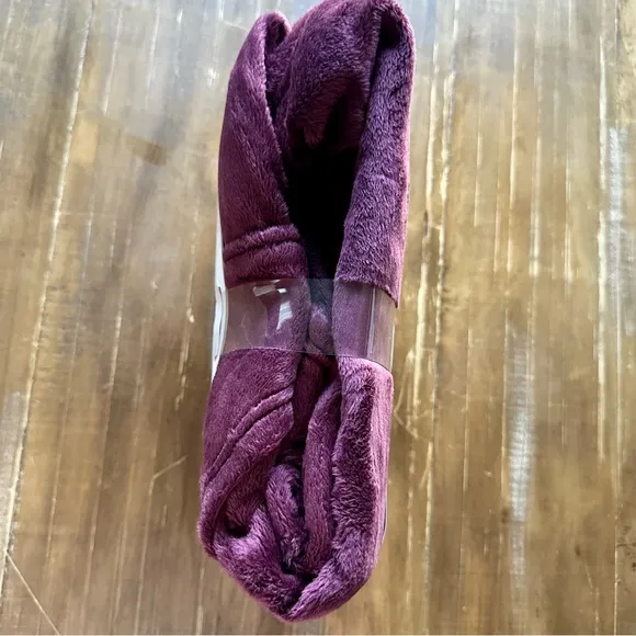 32 DEGREES Heat Women's Hooded Cozy Plush Sleep Lounger Mauve Wine Sz S-M New