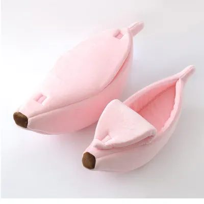 Adorable Banana Shaped Cat Bed