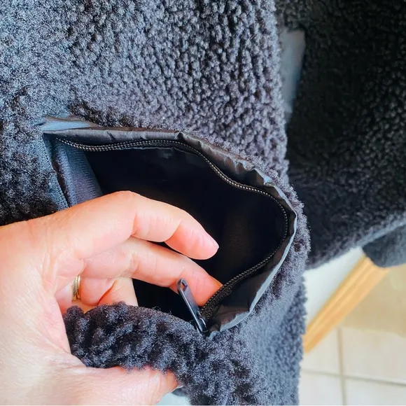 ATHLETA Black Cozy Sherpa Snap Sweatshirt