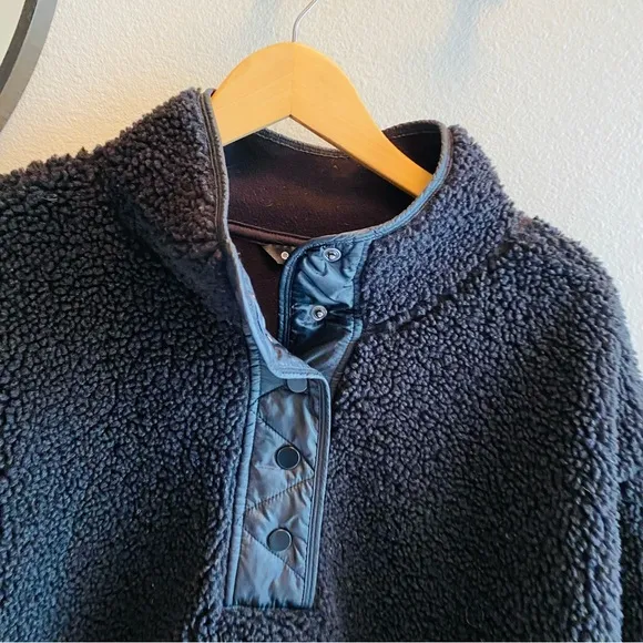 ATHLETA Black Cozy Sherpa Snap Sweatshirt