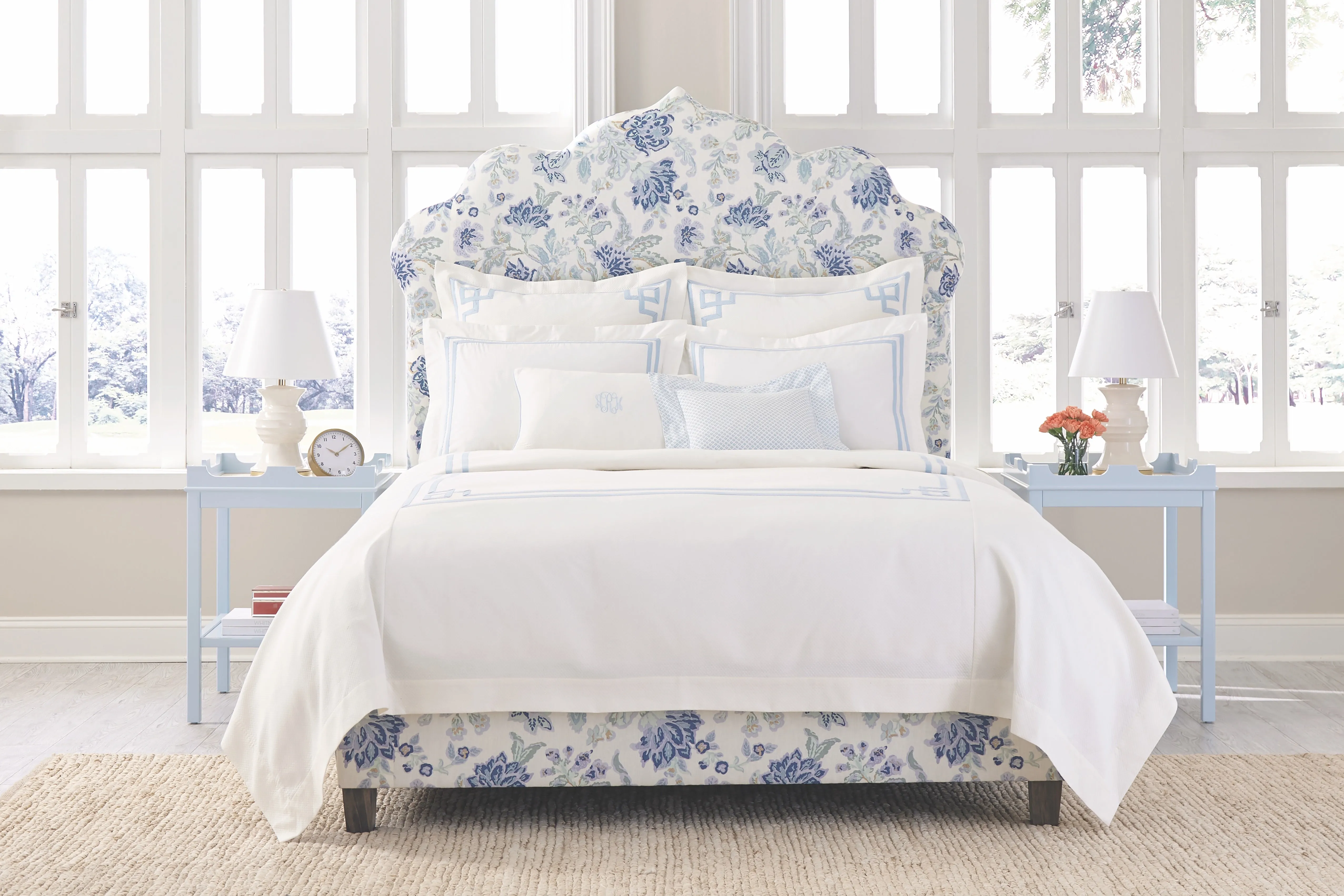 Casablanca Platform Bed
