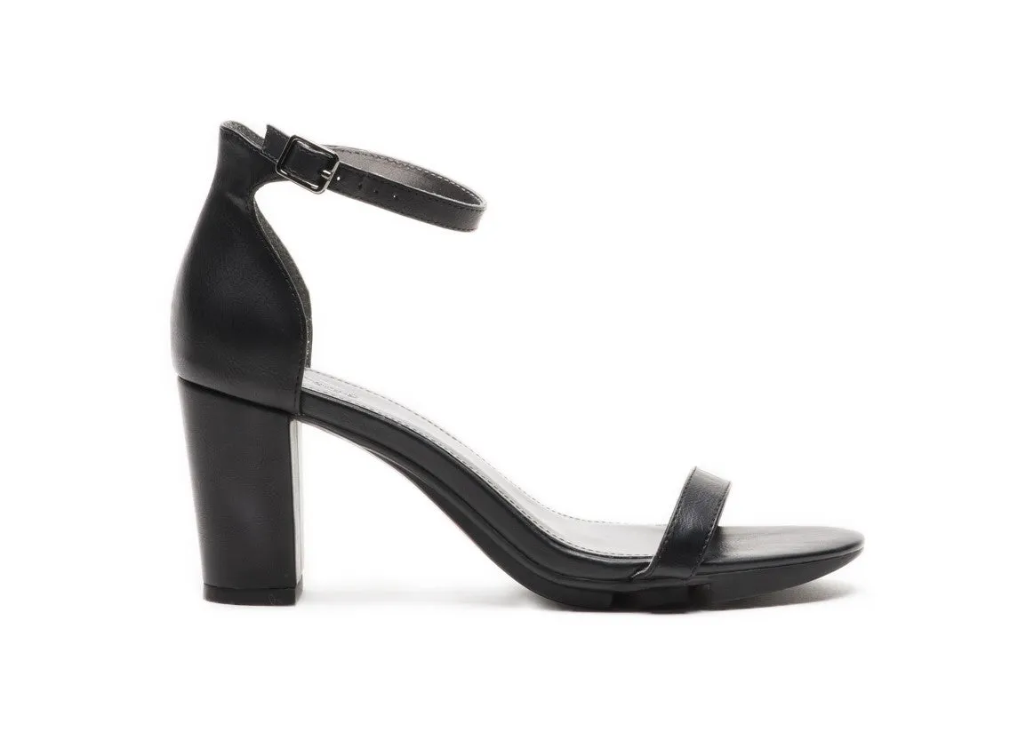 Grüvy Block Heel
