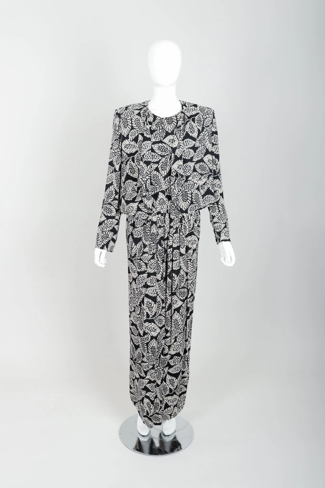 Leaf Print Jacket, Tank & Pant Ensemble