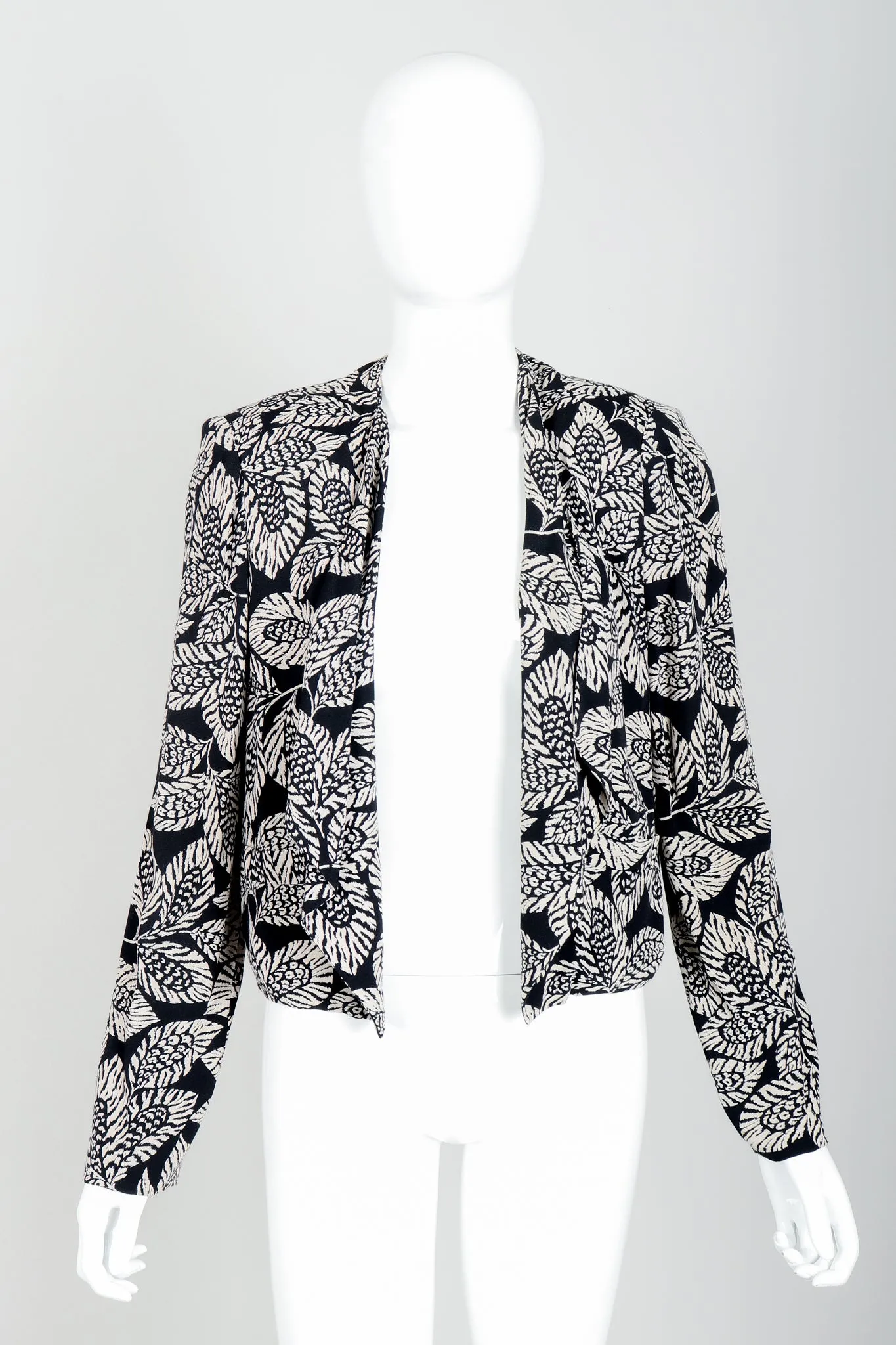 Leaf Print Jacket, Tank & Pant Ensemble