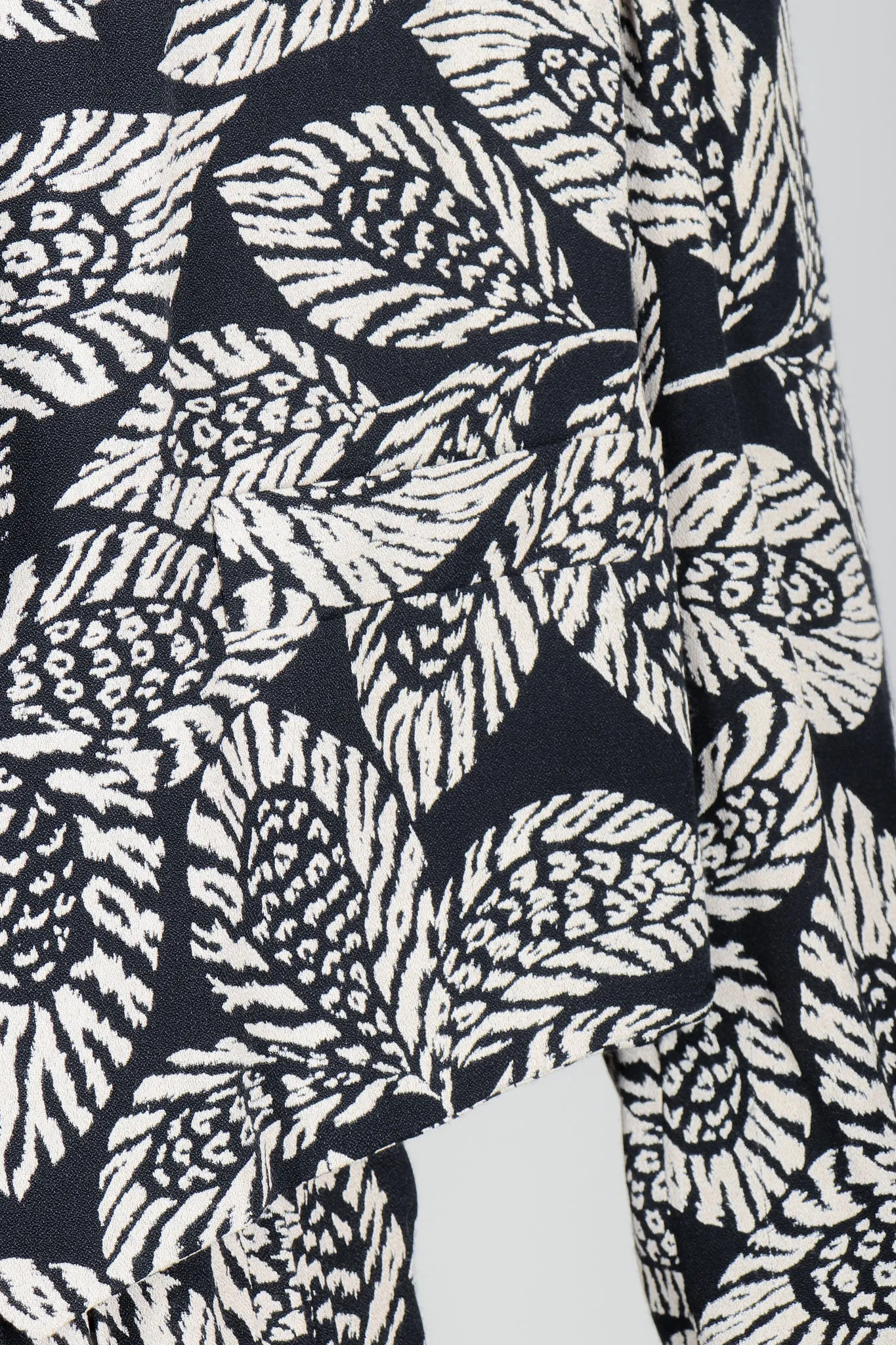 Leaf Print Jacket, Tank & Pant Ensemble