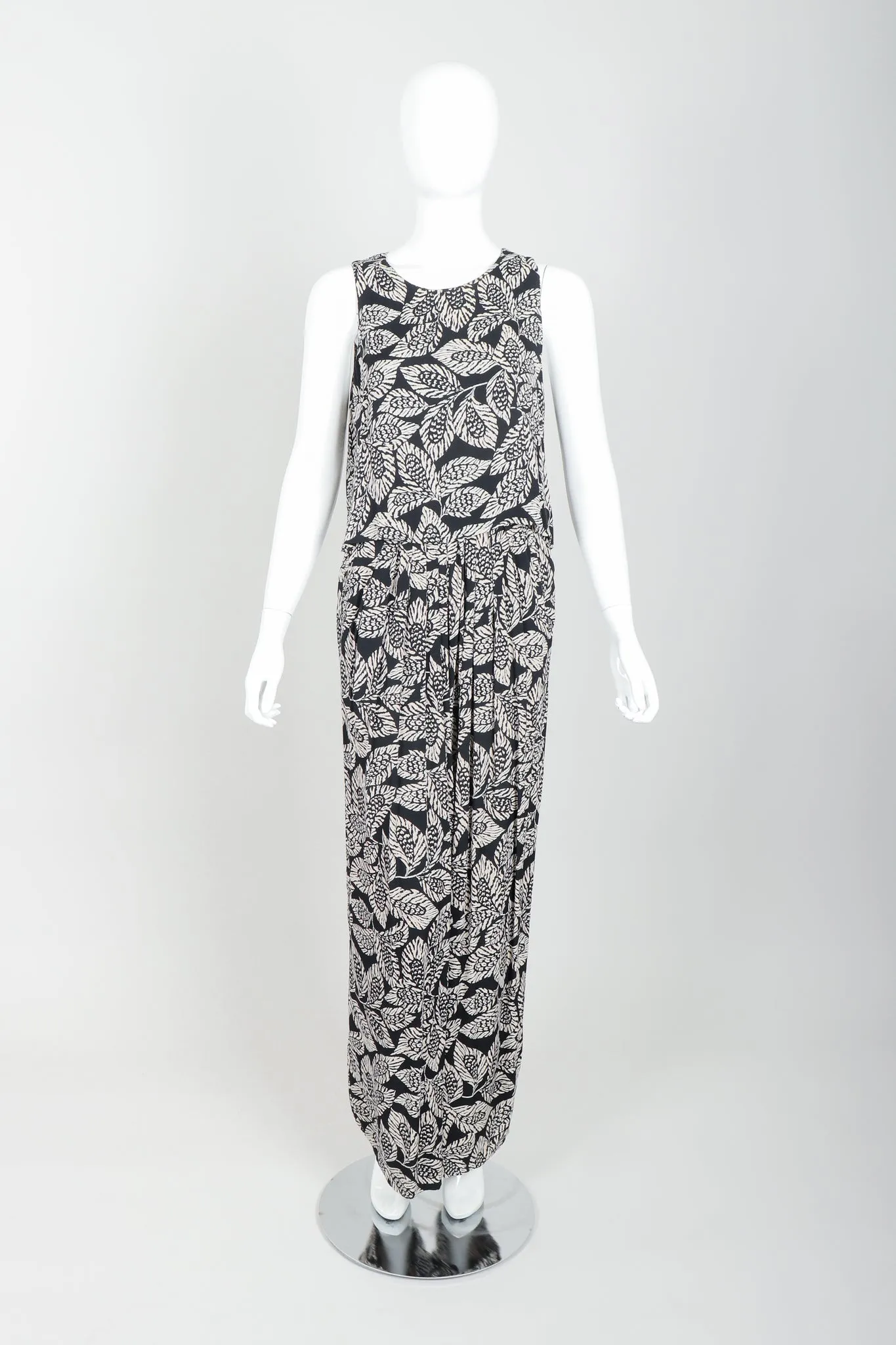 Leaf Print Jacket, Tank & Pant Ensemble