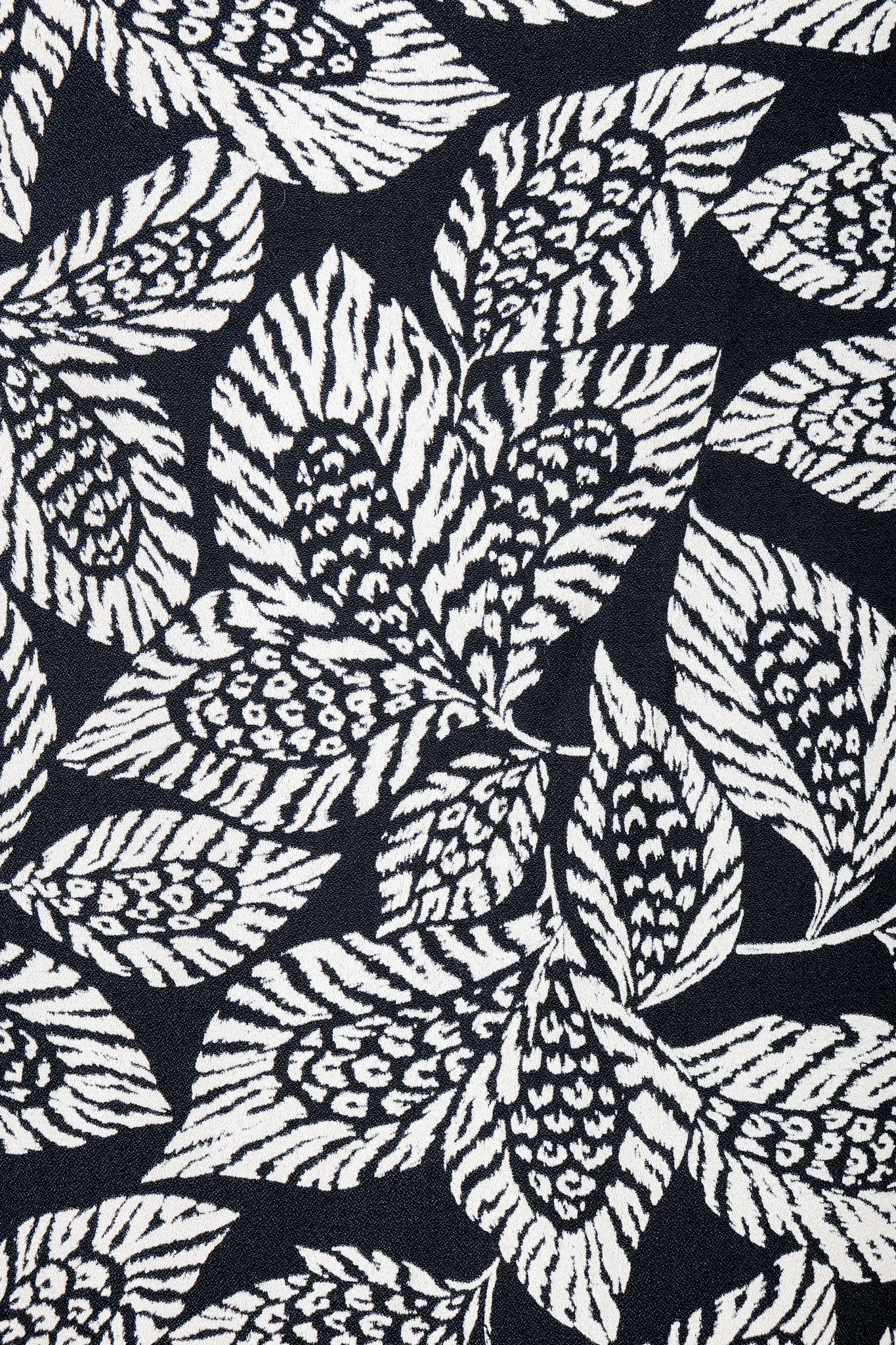 Leaf Print Jacket, Tank & Pant Ensemble