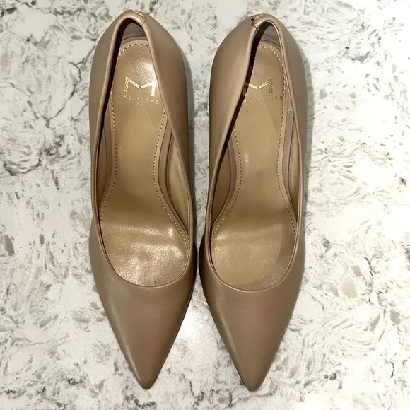 MARC FISHER LTD Sassie Pump in Light Natural