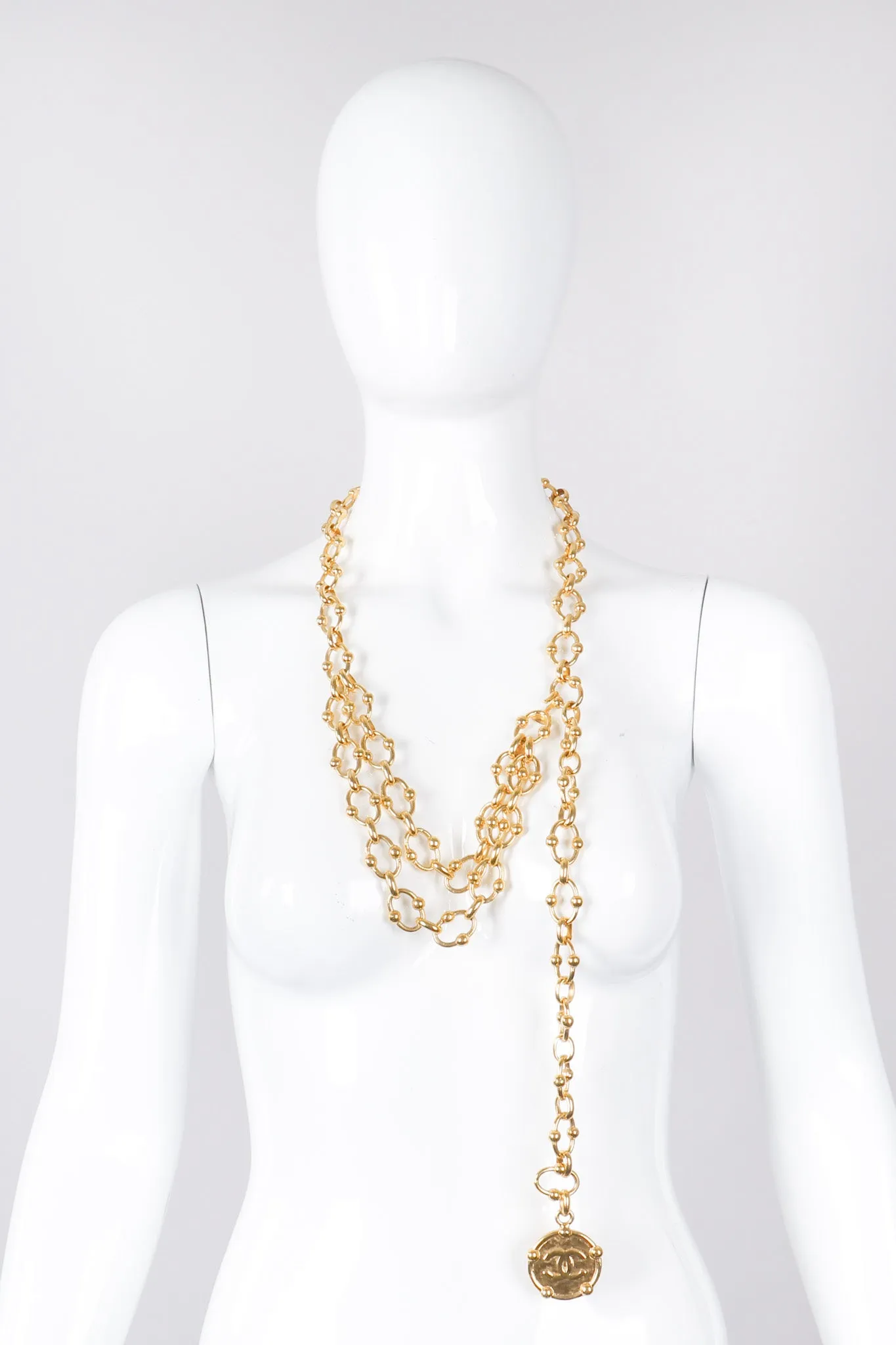 Medallion Link Chain Belt