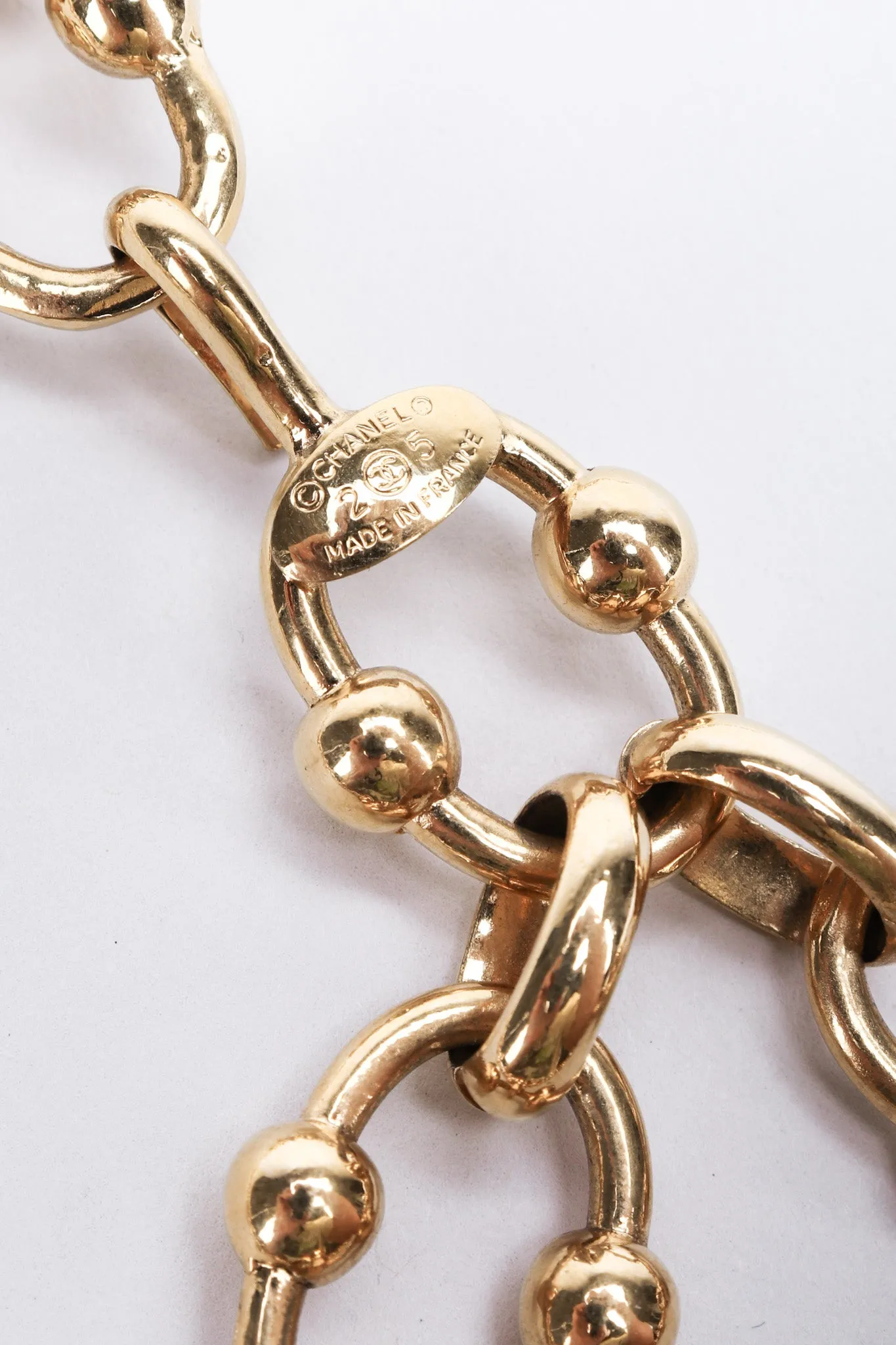 Medallion Link Chain Belt