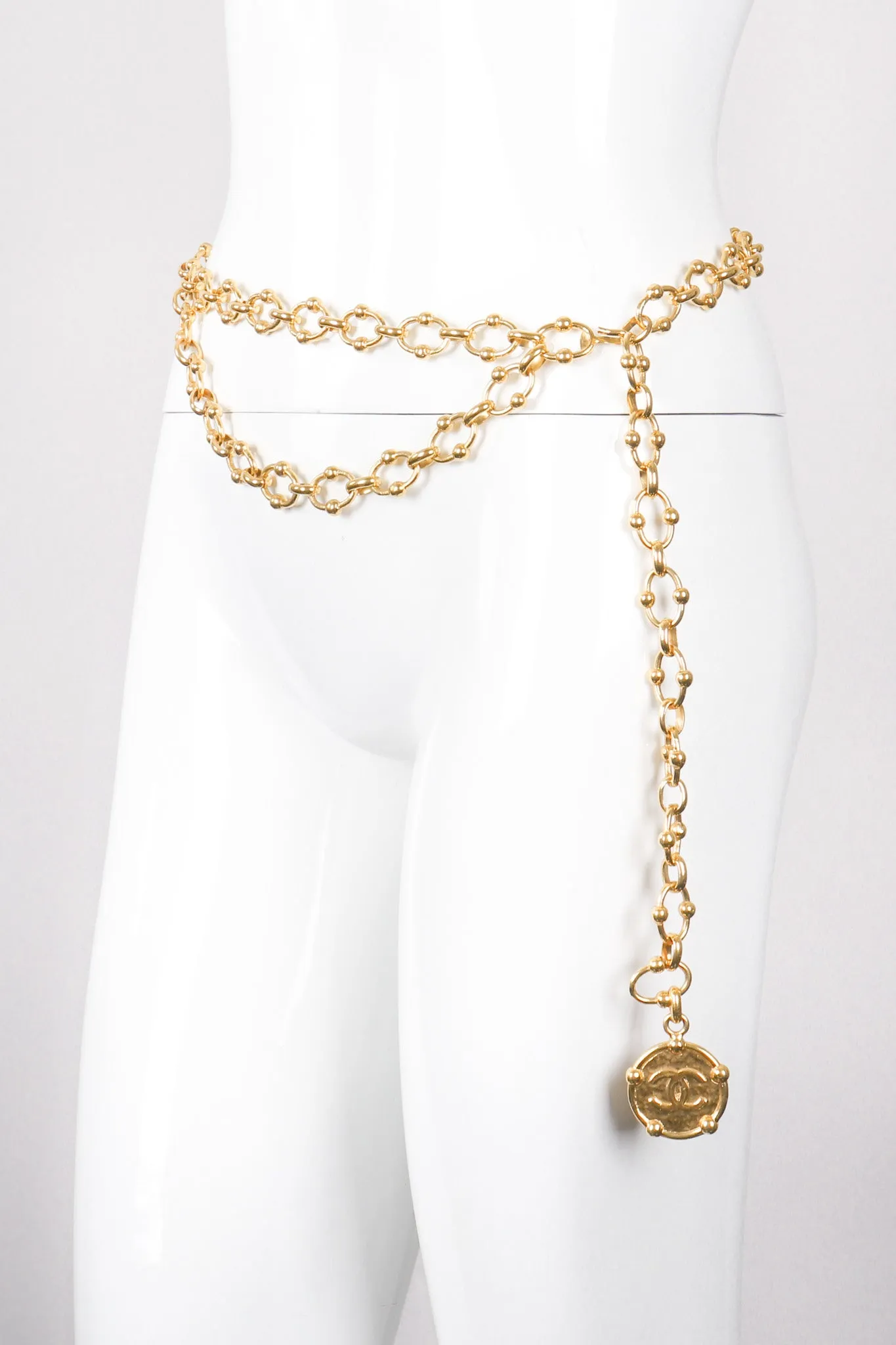 Medallion Link Chain Belt