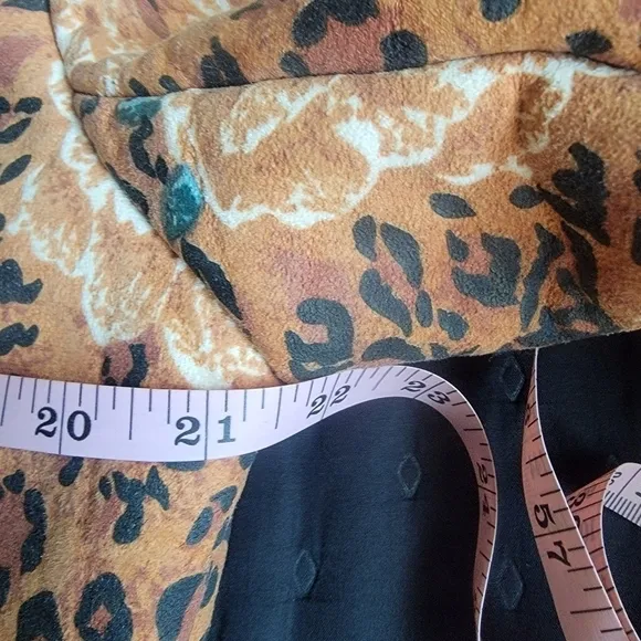 MINKPINK Leopard floral Sherpa Jacket size large