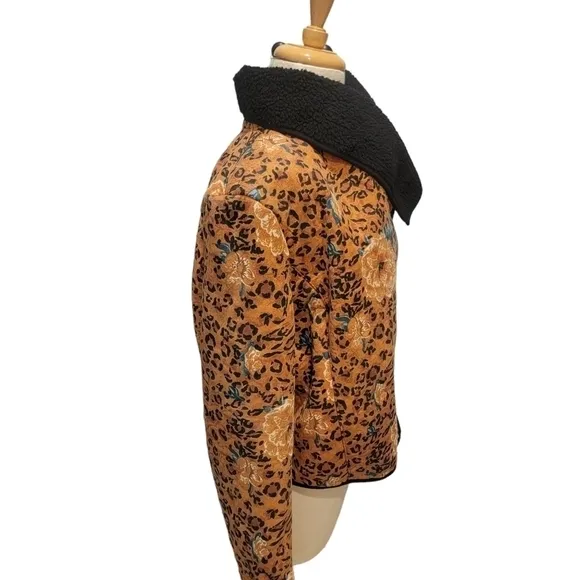 MINKPINK Leopard floral Sherpa Jacket size large