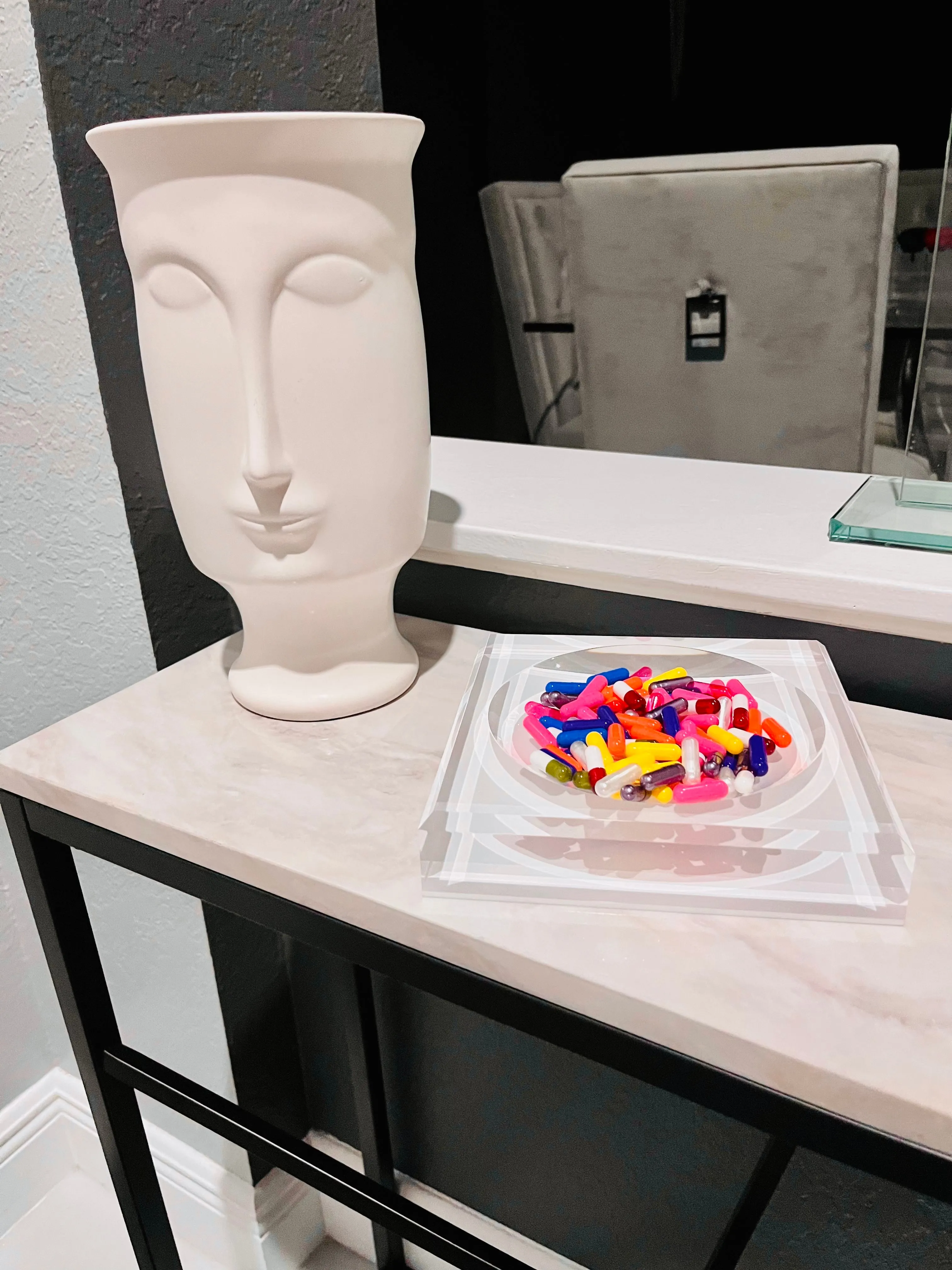 Neon Pills Dish Filler