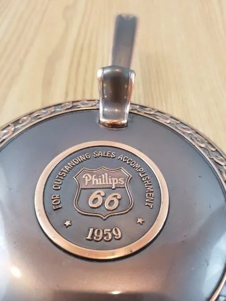 Phillips 66 1959 Service Station Award Bronze Embossed Silent Butler Ashtray