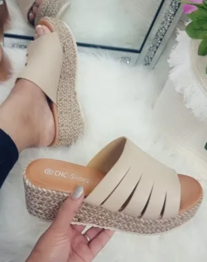 Platform sandal