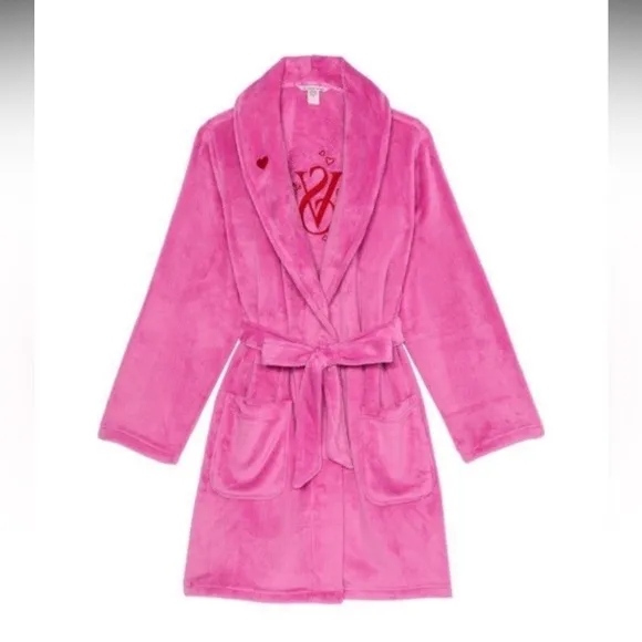 Robe Victoria’s Secret sexy cozy soft short robe size XS/S plush  pink peony🩷✨