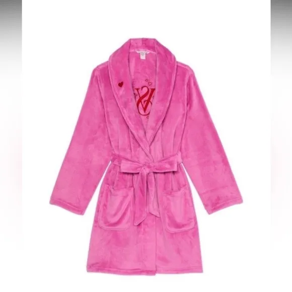 Robe Victoria’s Secret sexy cozy soft short robe size XS/S plush  pink peony🩷✨