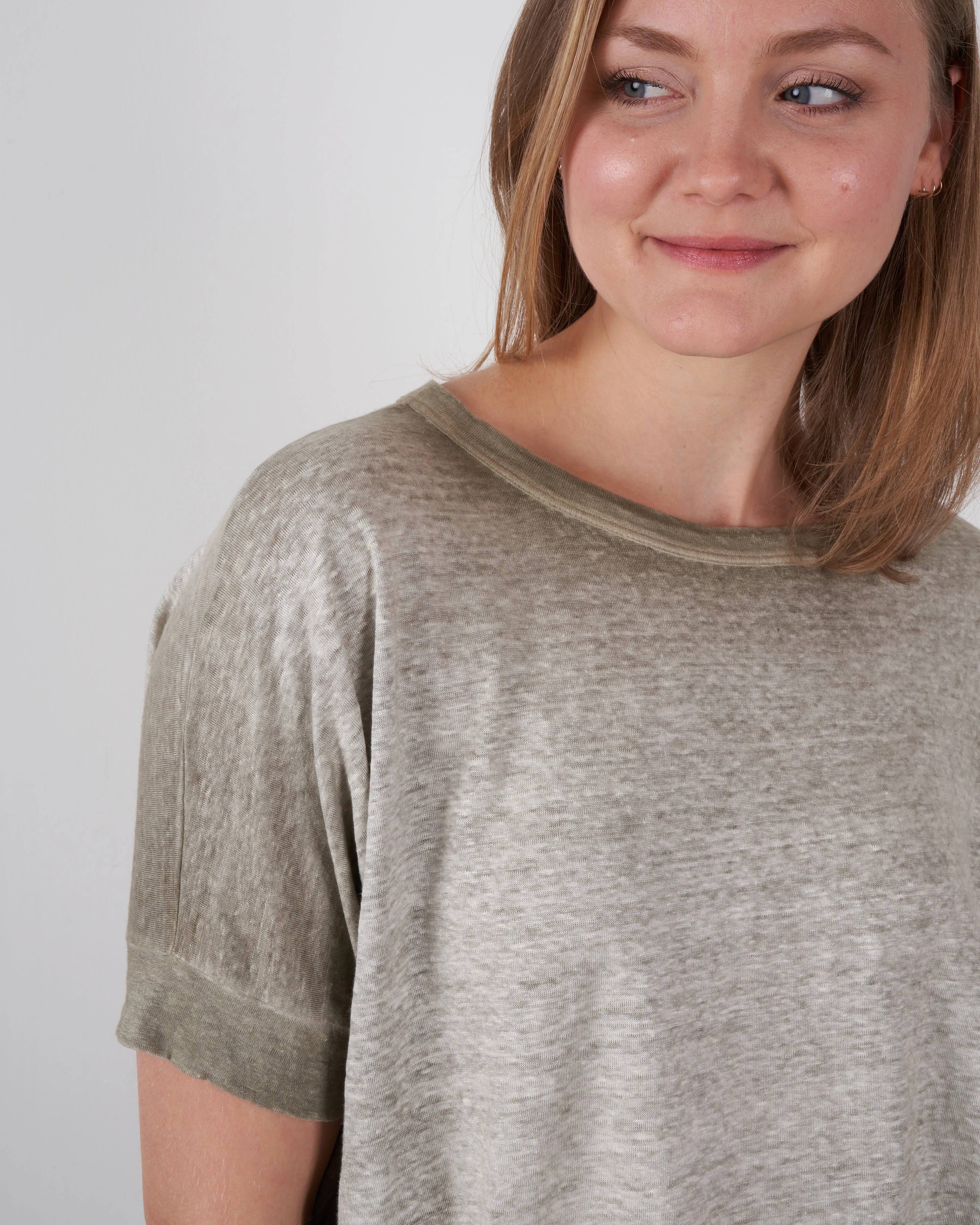 round neck over linen t-shirt - kaki