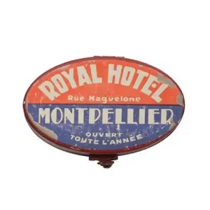 ROYAL HOTEL DECORATIVE VINTAGE BOX
