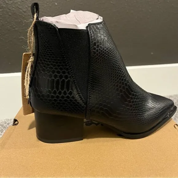 SEVEN7 Madison Python Pointed Bootie