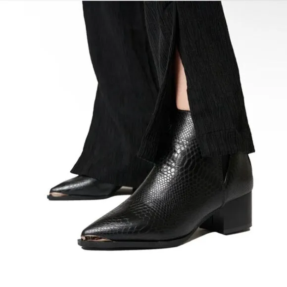 SEVEN7 Madison Python Pointed Bootie