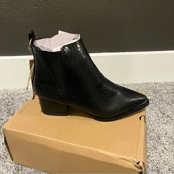 SEVEN7 Madison Python Pointed Bootie