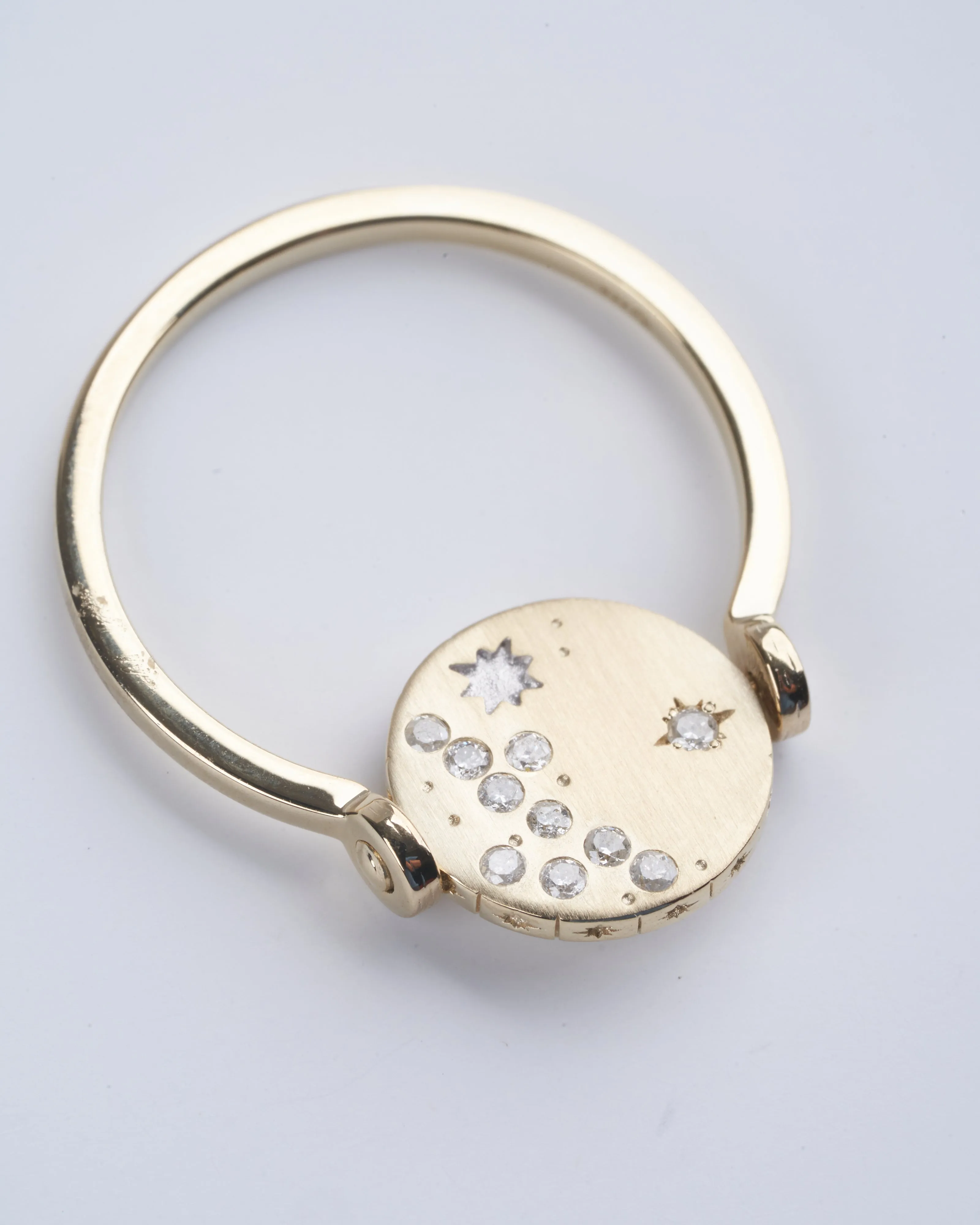 shooting star engraved flip ring