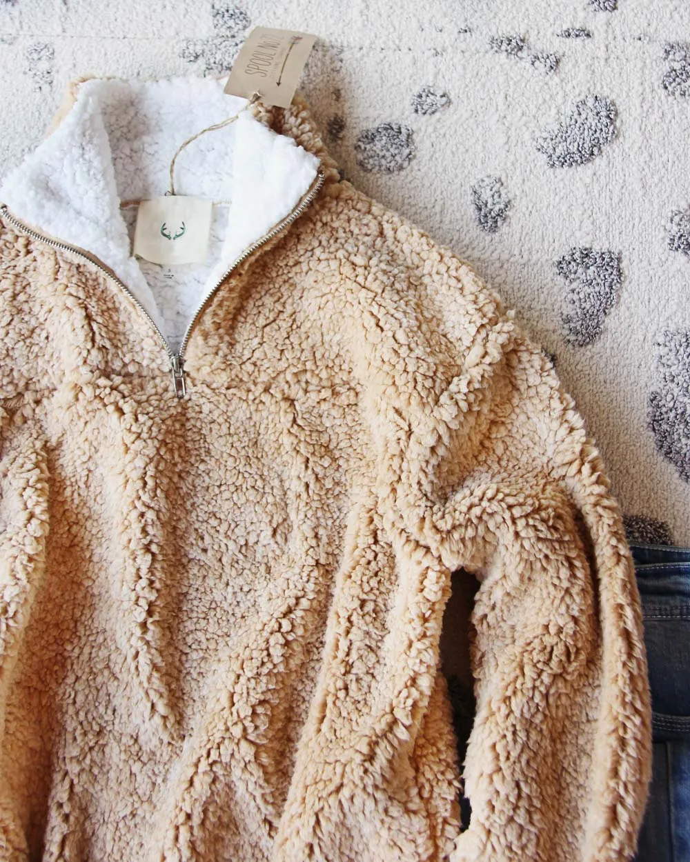 Teddy Cozy Pullover in Sand