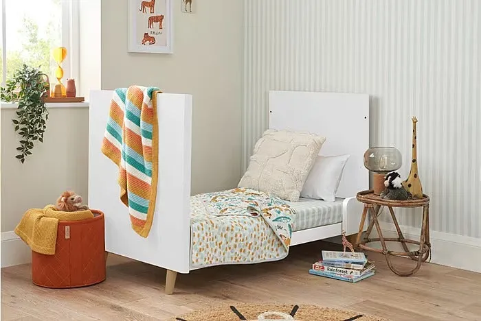 Tutti Bambini Fika Mini Cot Bed - (White/Light Oak)   Foam Cot Mattress (60X120cm) - BundelPack