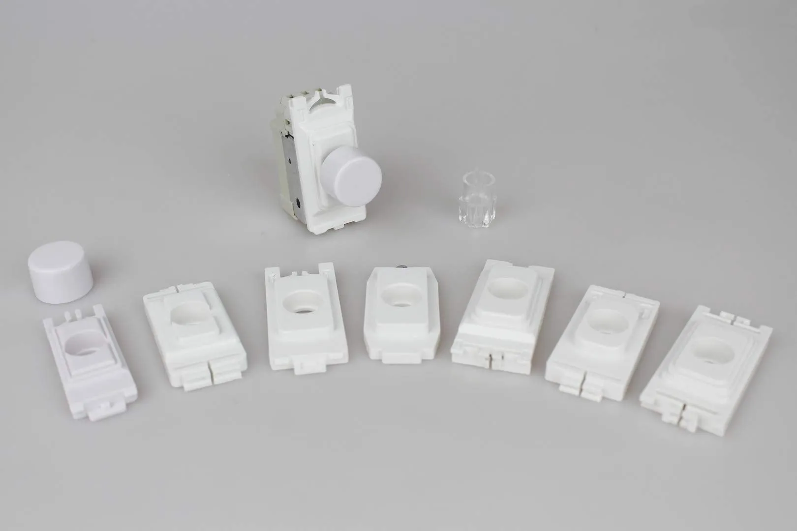 Varilight 2-Way Push-On/Off Switch Module (Dummy Dimmer) 6A (1 Grid Space) White GH0W.MG