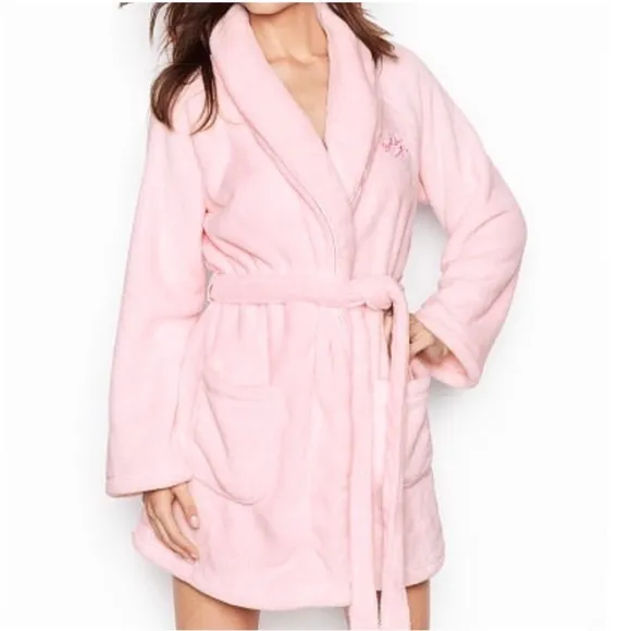 Victoria Secret Cozy Plush Short Robe M/L
