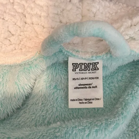 Victoria’s Secret Pink Cozy Sherpa Plush Mint Turquoise Hooded Robe Size XS