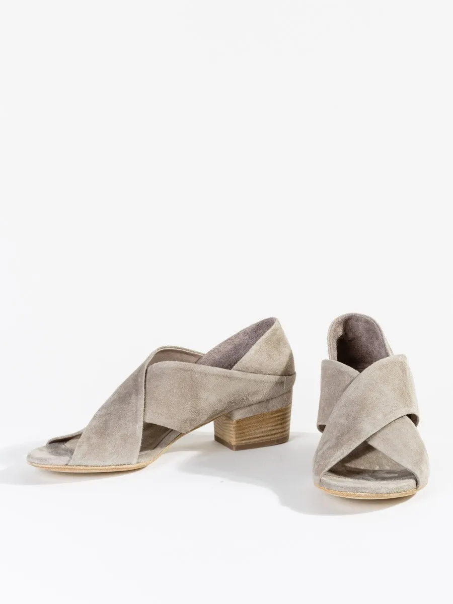 violet sandal - suede