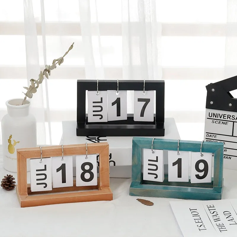 Wooden Vintage Home Desktop Manual Flip Calendar