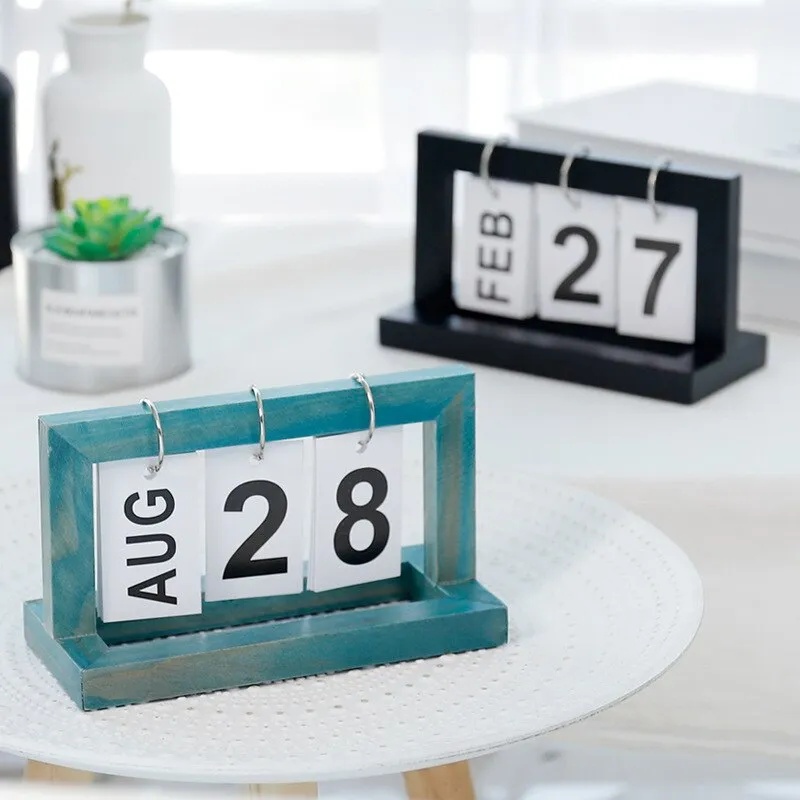 Wooden Vintage Home Desktop Manual Flip Calendar